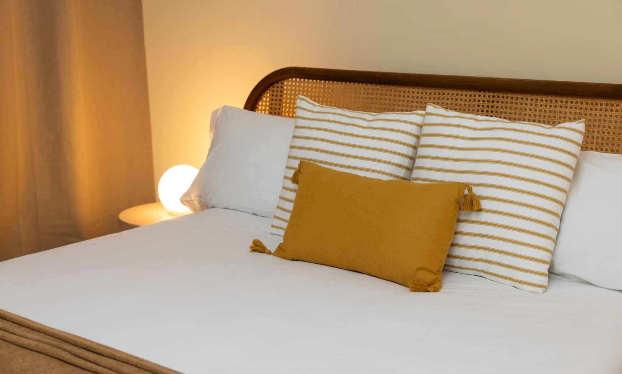 Stay U-Nique Apartments Balmes II Барселона Екстериор снимка