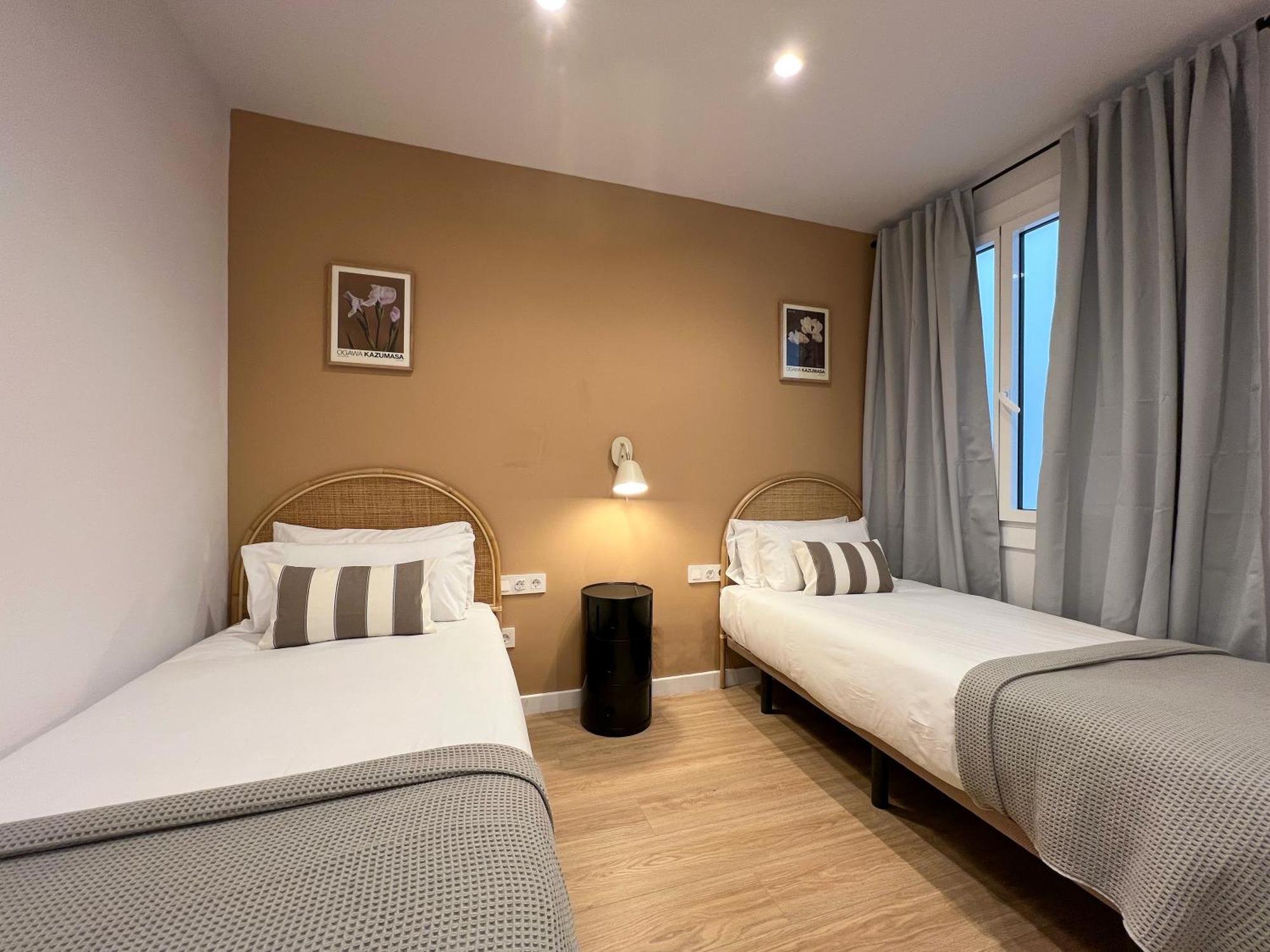 Stay U-Nique Apartments Balmes II Барселона Екстериор снимка