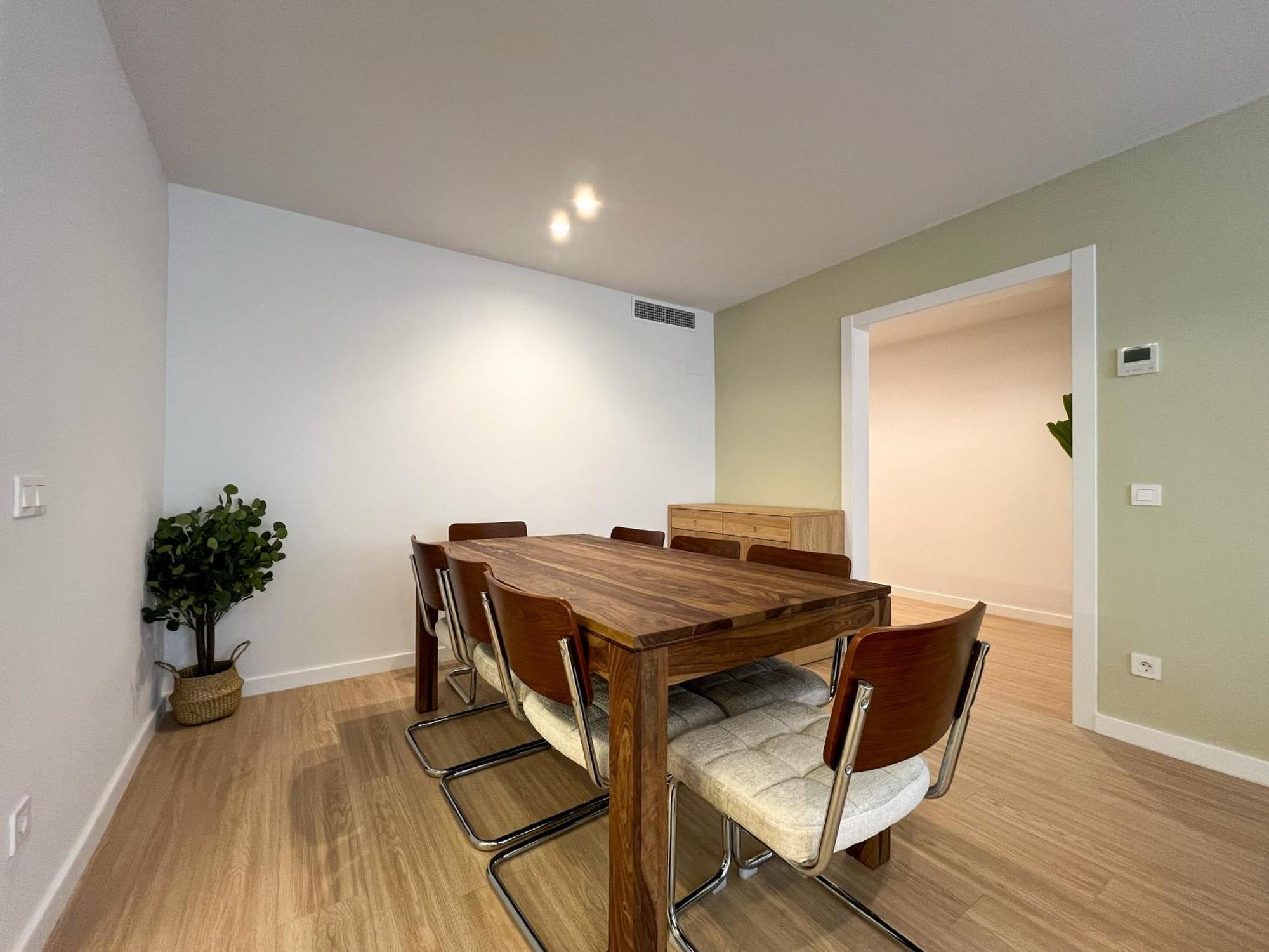 Stay U-Nique Apartments Balmes II Барселона Екстериор снимка